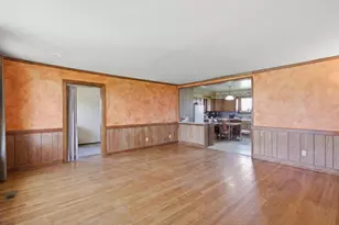 W6649 E Hubbleton Rd, Watertown, WI 53094 - Photo 9