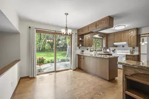 306 Acadia Dr, Madison, WI 53717 - Photo 13