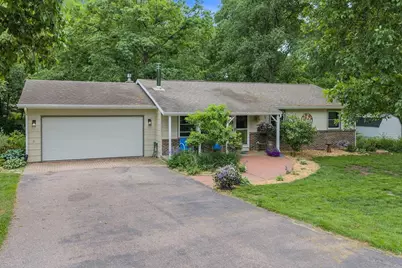 1720 Algonquin Drive, Baraboo, WI 53913 - Photo 3