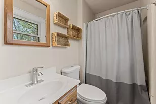 1720 Algonquin Dr, Baraboo, WI 53913 - Photo 27