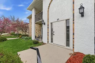 25 Golf Course Rd, Madison, WI 53704 - Photo 5