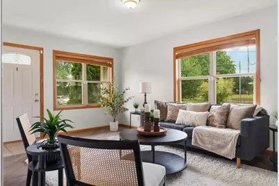 416 Gannon Avenue, Madison, WI 53714 - Photo 9