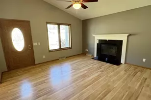 756 Willow Run St, Cottage Grove, WI 53527 - Photo 9