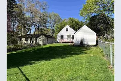 907 Birch Haven Circle, Monona, WI 53716 - Photo 3