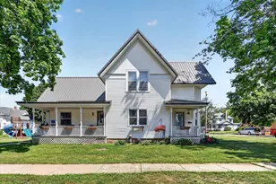 607 E 2nd Ave, Brodhead, WI 53520 - Photo 3