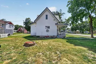 607 E 2nd Ave, Brodhead, WI 53520 - Photo 37