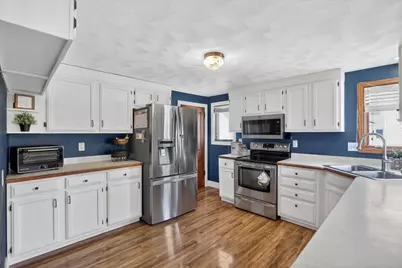 607 E 2nd Avenue, Brodhead, WI 53520 - Photo 17