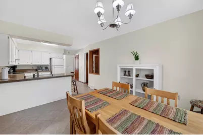 2110 Sheridan Drive, Madison, WI 53704 - Photo 17