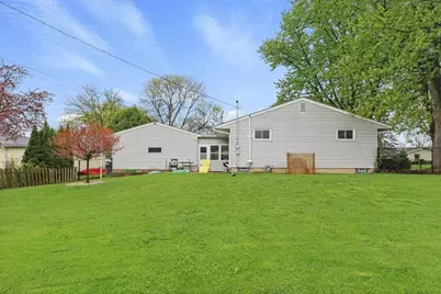 1201 Douglas Trail, Madison, WI 53716 - Photo 5