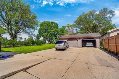 203 Whiton Street, Whitewater, WI 53190 - Photo 5
