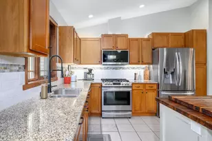 7350 Blue Maple Trail, Madison, WI 53719 - Photo 9