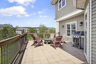 245 Stone Bridge Cir, Deerfield, WI 53531 - Photo 9