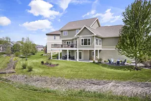 245 Stone Bridge Cir, Deerfield, WI 53531 - Photo 7