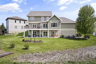 245 Stone Bridge Cir, Deerfield, WI 53531 - Photo 5