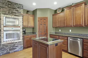 245 Stone Bridge Cir, Deerfield, WI 53531 - Photo 31