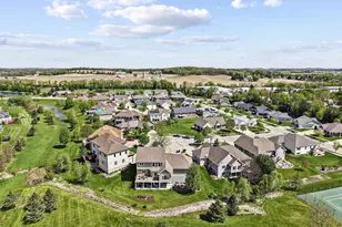 245 Stone Bridge Cir, Deerfield, WI 53531 - Photo 15