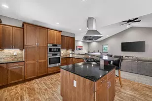 111 Savannah Cir, Barneveld, WI 53507 - Photo 9