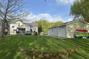 231 Campbell St, Columbus, WI 53925 - Photo 9