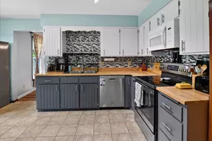 3795 Sunhill Dr, Madison, WI 53718 - Photo 17