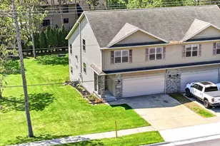 121 Madison Ave, Baraboo, WI 53913 - Photo 57