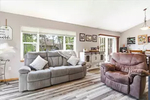 121 Madison Ave, Baraboo, WI 53913 - Photo 7