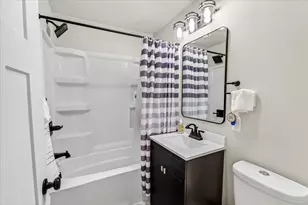 529 East Bluff, Madison, WI 53704 - Photo 25