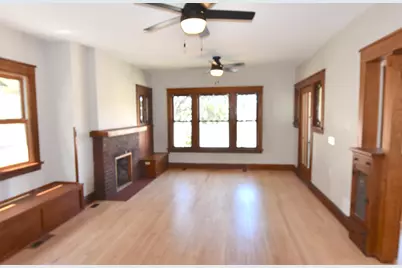 212 Main Street, Lake Mills, WI 53551 - Photo 9