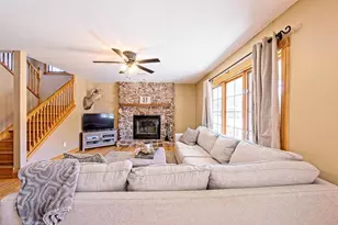 312 E Walnut St, North Freedom, WI 53951 - Photo 9
