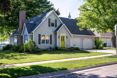 604 Lake Shore Drive, Beaver Dam, WI 53916 - Photo 1