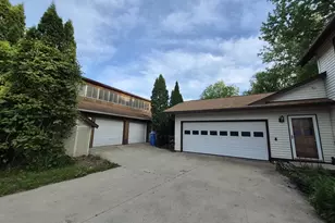 4259 Mahoney Rd, Mcfarland, WI 53558 - Photo 9