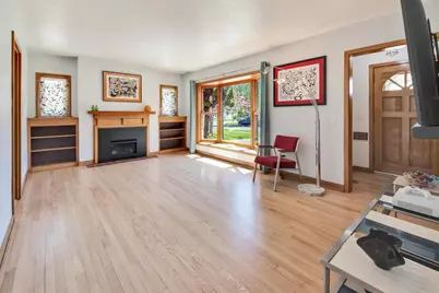 7010 Franklin Avenue, Middleton, WI 53562 - Photo 5