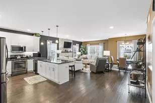 404 Bella Way, Sun Prairie, WI 53590 - Photo 25