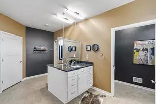 404 Bella Way, Sun Prairie, WI 53590 - Photo 35