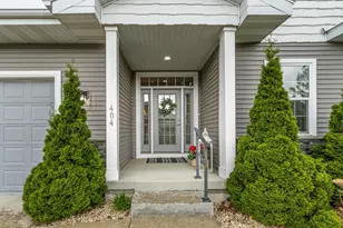 404 Bella Way, Sun Prairie, WI 53590 - Photo 3