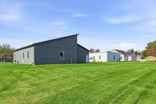 404 Sandmar Dr, Ripon, WI 54971 - Photo 23