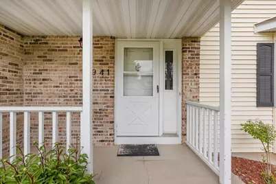 2941 Maple Run Drive, Madison, WI 53719 - Photo 3