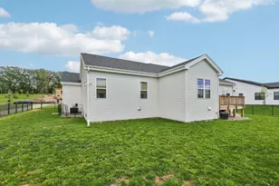 6655 Royal View Dr, DeForest, WI 53532 - Photo 33