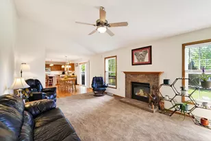 8321 Dolomite Ln, Madison, WI 53719 - Photo 3