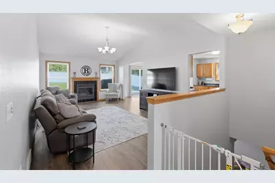 118 Campion Drive, Janesville, WI 53536 - Photo 5