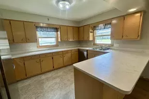 103 Moorland Dr, Markesan, WI 53946 - Photo 9