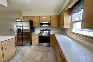 103 Moorland Dr, Markesan, WI 53946 - Photo 11