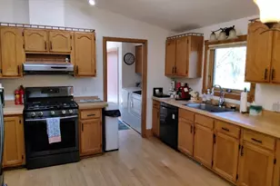 356 Sherman Ave, Markesan, WI 53946 - Photo 13