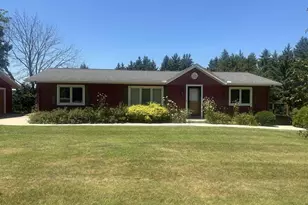 356 Sherman Ave, Markesan, WI 53946 - Photo 3