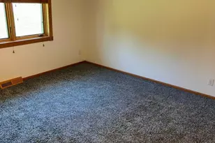 356 Sherman Ave, Markesan, WI 53946 - Photo 15