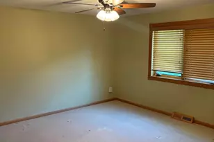 356 Sherman Ave, Markesan, WI 53946 - Photo 19