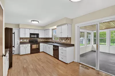 3345 Colby Lane, Janesville, WI 53546 - Photo 9