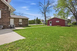 601 Vine St, Wisconsin Dells, WI 53965 - Photo 9