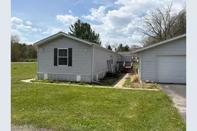 325 Center Street, Wisconsin Dells, WI 53965 - Photo 3