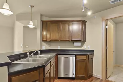 8253 Mayo Drive #305, Madison, WI 53719 - Photo 5