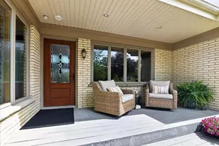 404 Sunset Ct, Marshall, WI 53559 - Photo 7
